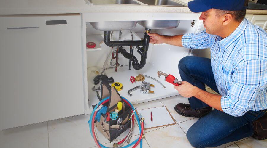 Expert burst pipe repair services in Carrollton, AL